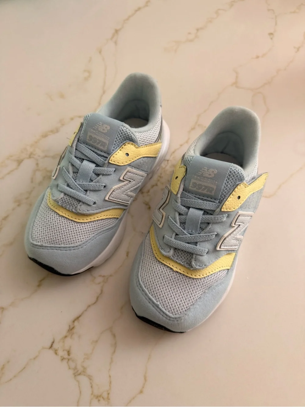 Toddler New Balance Kids' 997H Lightweight Sneakers in Light Blue and Yellow